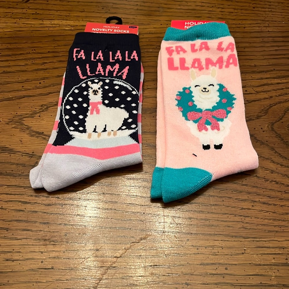 Llama holiday socks, NWOT‎